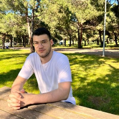 hamzaosmn53's profile picture. 