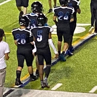 ATHLETE🏈 | TJHS | 3.75 GPA | 5’9 150 lbs RB/FS | ig : dcjayy._ | gmail: jadenlouis324@gmail.com