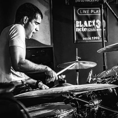 un_de_beni's profile picture. 