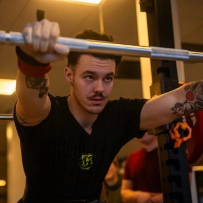 RSN: E P I X | RuneFest 17 | Co-owner of @Rspudding | Maxed 28-8-2019 |

Gymrat in my free time
Powerlifter SBD
Owner of Team O.P