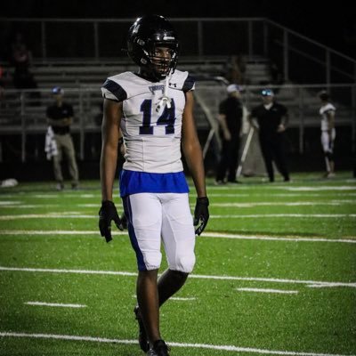 park vista community high school C/O 2025 Wr/Db 6’0/ 180lbs/3.0 gpa