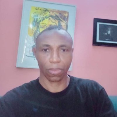 Oketchooqoo's profile picture. Devoted word connoisseur with occasional bouts of music fixation.