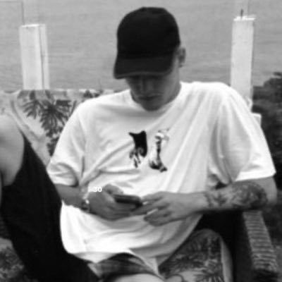 jadecria's profile picture. 