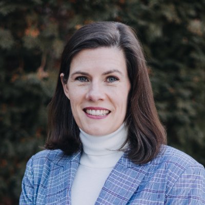 Utah mom of 4 who is done waiting for professional politicians to start putting our kids first! Running for Congress to represent Utah's 3rd District.