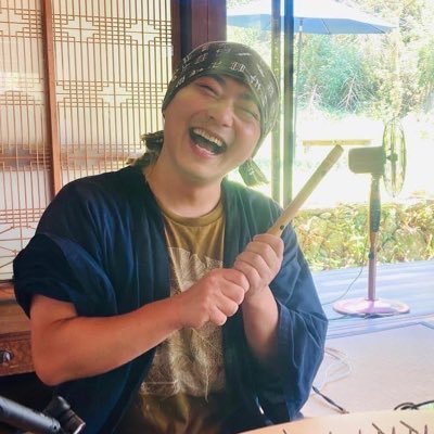 篠笛、和太鼓、ギター、フィールド録音、即興演奏、伝承、郷土・民俗藝能愛好家。音楽家。ライブスケジュール→ https://t.co/VPR000NAlr