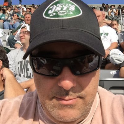 Programmer, mobile solutions architect, pinball mechanic, retro gamer, vintage computer collector, die hard NY Jets and NJ Devils fan 🤘🎸🇺🇸🇮🇹🇸🇽👾 GO BLUE