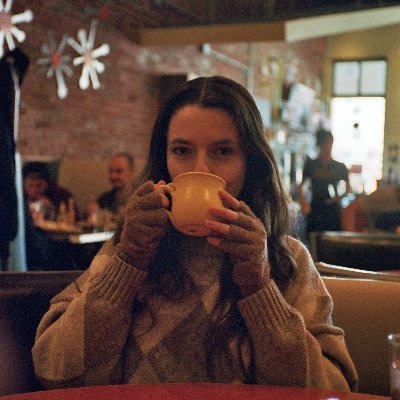 artist manager | lover of film
@modernlover_wav