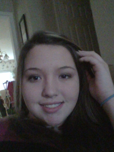 I'm 22 and have a very outgoing personality. I love to hangout with my frieds n family. My favorite team is the Tarheels n i also love lime green n zebra print.