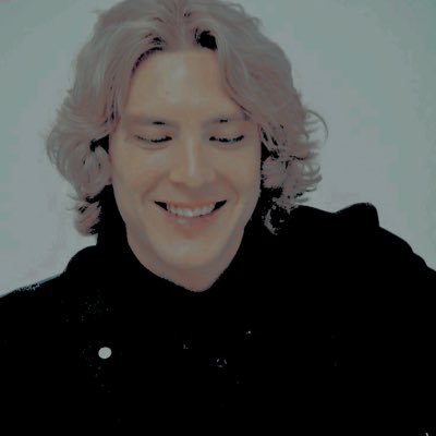 ꒷꒦ ⠀ ⠀ ⠀ you don’t make a sound ⠀ 𖤐 ⠀ ⠀ ⠀ ⠀ ⠀ ⠀ ⠀ ⠀ ⠀ heartbreak was never so loud ⠀ .ᐟ