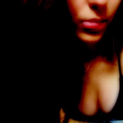 uhohheshere's profile picture. 😯