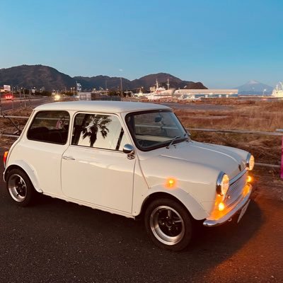 Rovermini1995年式MT(1.3i)、たまに自転車🚴♀️、主は1998年式♀、動く機械系のものはほとんど好きです。レトロ、ネオ昭和、旧車、音楽、お茶🍵好き、お茶勉強中。元建築、お仕事は福祉用具屋2年生です🩼