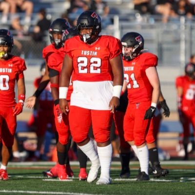 Jeremiah Williams 15 years old |6’2|310lbs|D-tackle|GPA3.5|Tustin Highschool| freshmen|Phone number:7148516872 https://t.co/vOMUAMC7zq