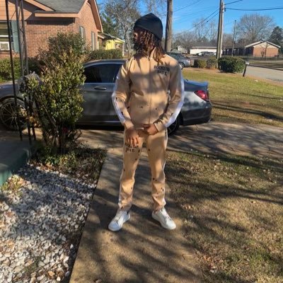 HoodYoungin305's profile picture. OTR🦅🖤  Long Live My Fallen Soldiers🙏🏽