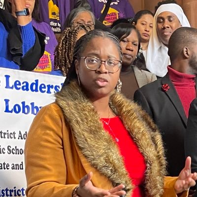 Nurse, activist, mama, wife and Assemblymember representing New York’s 57th Assembly District🌹