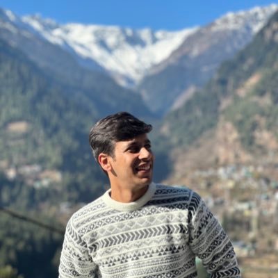 dudeja_daksh's profile picture. SDE @SHLglobal | HackWithInfy'22 | SIH'22 | Python | AWS | Freelancer | Football | Chess