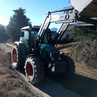 Del cor de les Guilleries; amb els peus a terra i les mans a la terra, República independent de Catalunya. !!*!!
https://t.co/cMOvU7dP1t