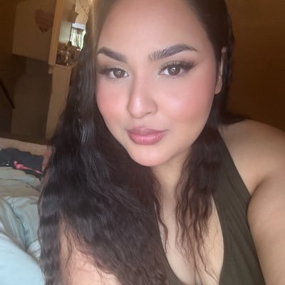 snapitzjulia's profile picture. 