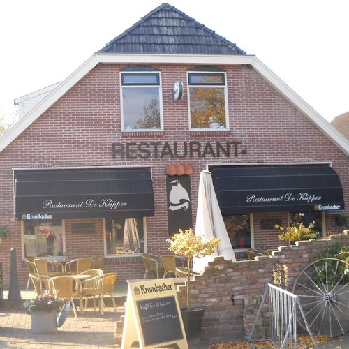 De Klipper,restaurant,cafe,en zalen wij verzorgen graag uw diner lunch , feest,of vergadering . u bent van harte welkom bij Gerard en Brigitte .