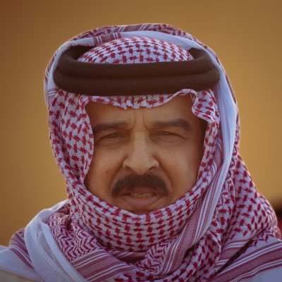 - مَنْ شَهِدَ الضَّعْفَ مِنْ نَفْسِهِ نَالَ الِاسْتِقَامَةَ،