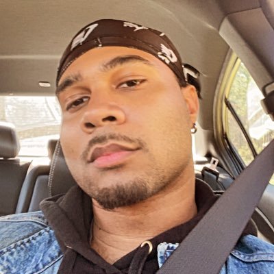 keenencastillo's profile picture. whatever tf I feel like saying