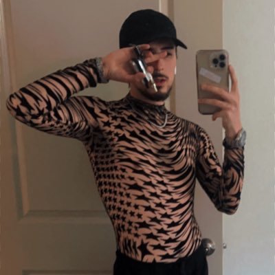 Chriddtopher's profile picture. ⚠️NSFW 18+ ⚠️ Just your averaged horned up mid 20’S guy! love feet, ass, cock’s and dads! content is mine unless stated otherwise. 🦶🏻🍑🍆