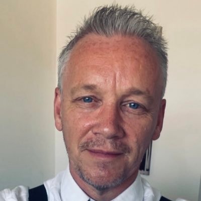 Blackpool 📍based Mod✊🛵😎 northern soul dancer 🕺 KTF ✊ Geordie born & bred & NUFC supporter⚫️⚪️ Chef