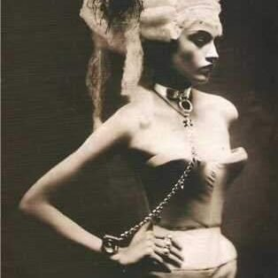 ninatcaza130768's profile picture. 