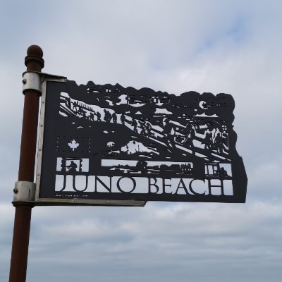 À défaut de réussir sa vie, mieux vaut rater sa mort!
Patriote. FRANCE❤️
#jambonBeurre
N'oubliez pas nos soldats morts sur nos plages pour notre liberté.