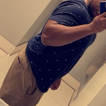 vaxxed bisexual big boy. I love a fat booty 😍 bbws, chunky daddy bootys, fat boys & girls.