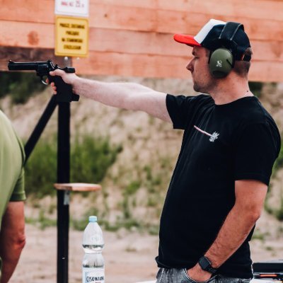 Mik3Pe's profile picture. 