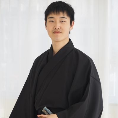 元東京アナウンス学院　演技科
　
なとりプロダクション所属
　将棋と演技とYouTubeその他もろもろが好きな、多趣味な人のTwitter
#将棋ウォーズ 3級　更なる高みへ