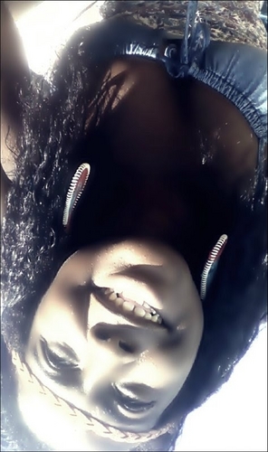 SENTÁ E SE ACABA ♫