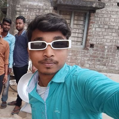 rayma319182's profile picture. 