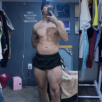 PinkertonTay's profile picture. add my Snap: tay_pinkerton