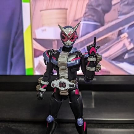 仮面ライダーやウルトラマン、30msのプラモを作ったり写真を撮ったりしてます🙆