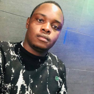 Infuriatingly humble entrepreneur//Music geek//Certified analyst//Introverted🇿🇼
