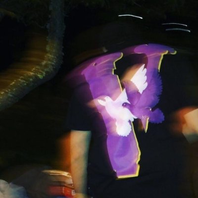 v1trage's profile picture. 