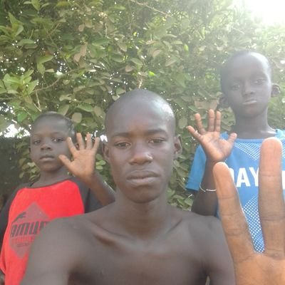 hello friend and family all over the world am an living orphan looking for help from people who can help us out we need food to be able to live a good and healt