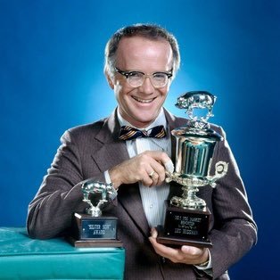 WKRP - more music & Les Nessman. Silver Sow Award, Copper Cob Award, 5 time winner prestigious Buckeye Newshawk Award. America, like my office, needs walls.