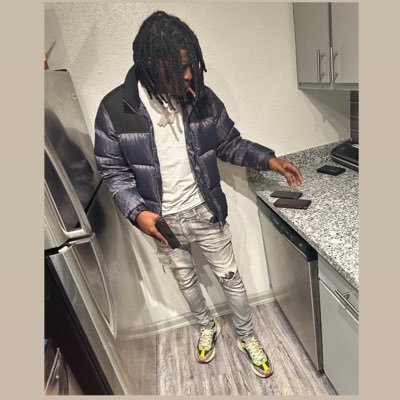 25 . ten 🚀👣 iG: @smakkka57🤙🏾 LL$krilla💔 🌪️Free my members 🗣️