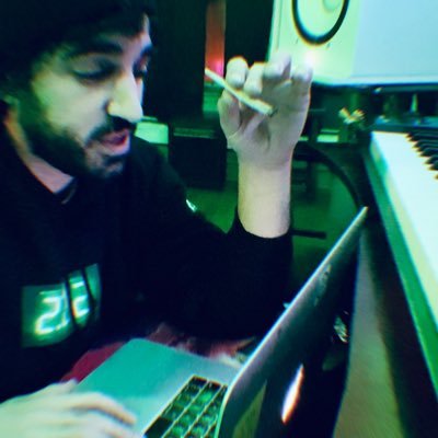 😼musician // producer // dj // pisces 🏄🏻♂️ ☮️🤘🏻 feralgbass@gmail.com