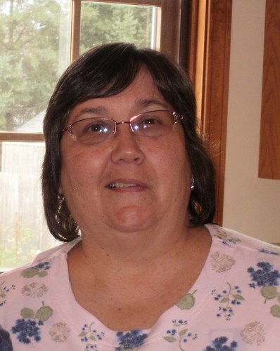 Wife, Mother. Detail oriented/organized. Love to cook/bake! Enjoy crafts. Catholic. Always networking!  A stranger is only someone you've not met yet!