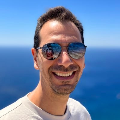 Stadtman Principal Investigator @NIH / NIA. Computational Genomics Unit. Genomics, RNA, Aging. Tweets my own. Also on https://t.co/7CjVb8PneL