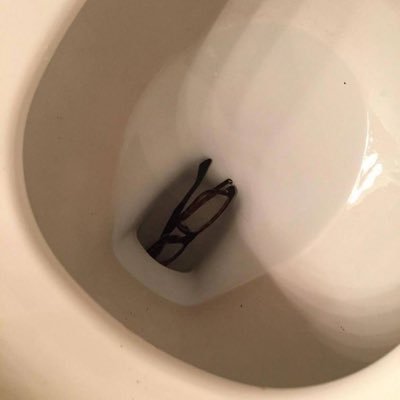 bokunopivo's profile picture. у меня была справка о том что я не псих но я ее съел • реальность иллюзия вселенная голограмма