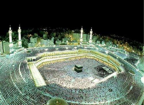 (وَإِذَا سَأَلَكَ عِبَادِي عَنِّي فَإِنِّي قَرِيبٌ ۖ أُجِيبُ دَعْوَةَ الدَّاعِ إِذَا دَعَانِ ۖ فَلْيَسْتَجِيبُوا لِي وَلْيُؤْمِنُوا بِي لَعَلَّهُمْ يَرْشُدُون)