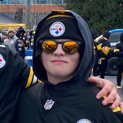 Young aspiring sports journalist! All updates, news, and opinions surrounding the Pittsburgh Steelers