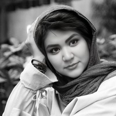 Mariamsrk9's profile picture. i'm die_hard fan of live legend @iamsrk 👑