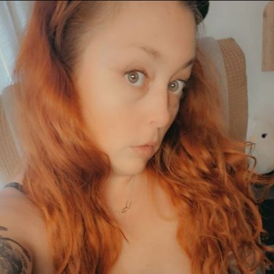 hullo, i'm chicky! camgrrl on cb/mfc, c0ntent creat0r, dab queen, internet derp.       (@hullochickybu backup) spoil me https://t.co/fK2TP3Qhvd