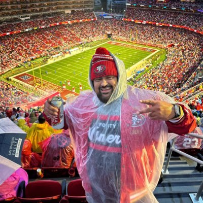 #ninergang #ninerfaithful 🏈 #ibleedblue ⚾️ jordanhead 👟 softball dad 🥎 Westcoast living, catch me on the 💎 at the ravine, Levis in the fall or ⛳️ course