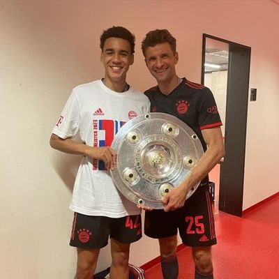 Goat_Kratos9's profile picture. 20 Years @FCBayern